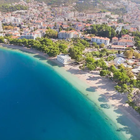 West * Makarska